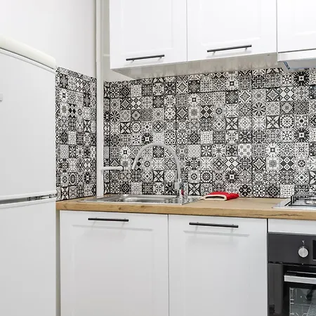 Cozy Comfort By Bookinghost Apartment *