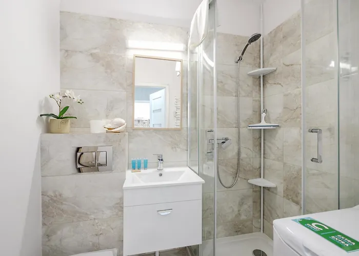 Cozy Comfort By Bookinghost * بوزنان