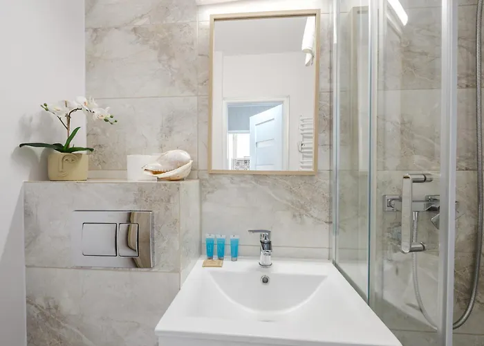 Cozy Comfort By Bookinghost شقة *